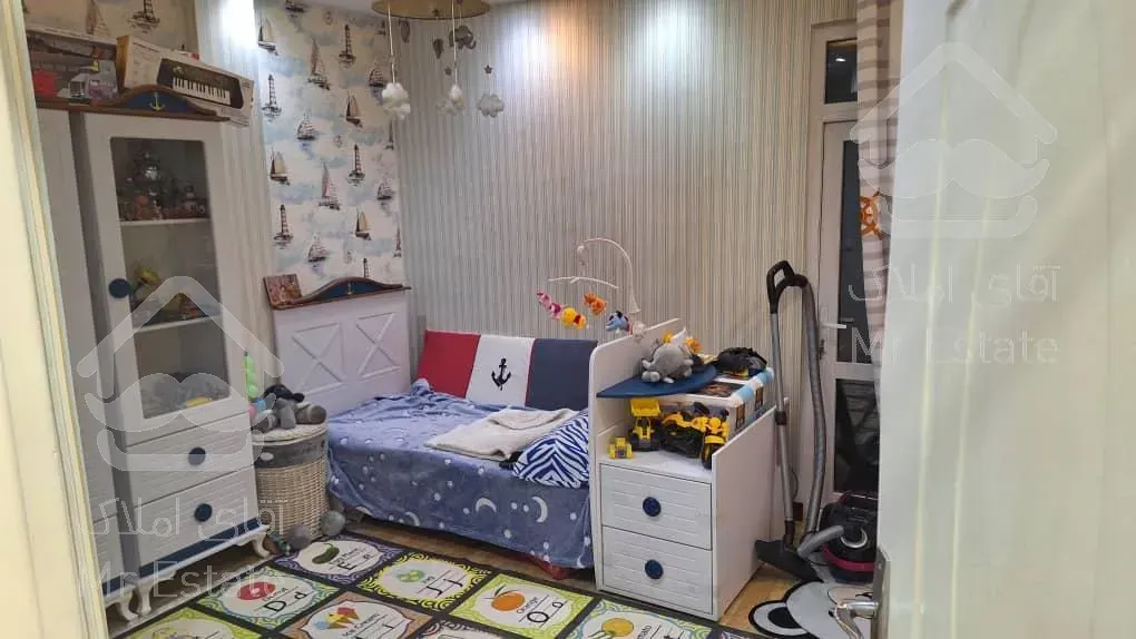 ۱۰۰ متر اشرفی منطقه دو