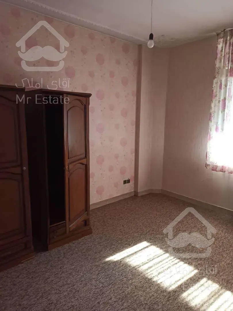 آپارتمان 130 متر / 2 پارکینگ سندی / سعادت آباد