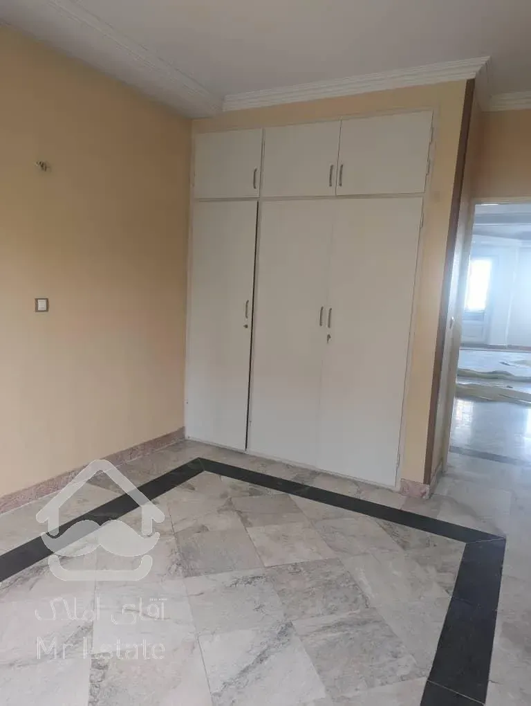 آپارتمان مسکونی 135 متری 3 خواب در سعادت آباد