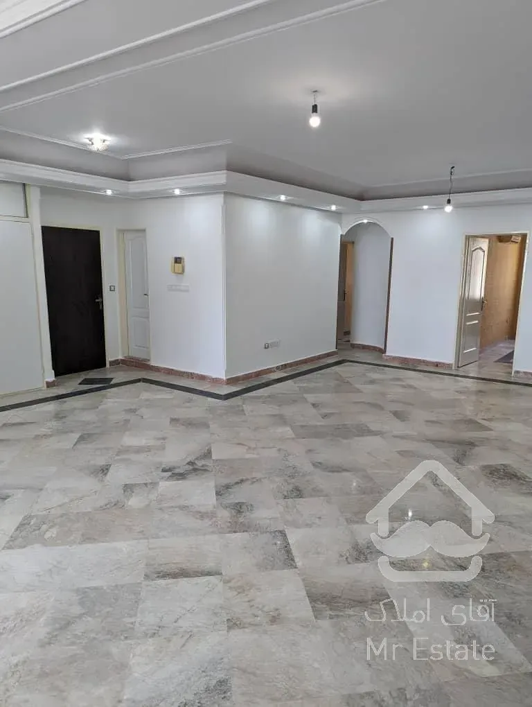 آپارتمان مسکونی 135 متری 3 خواب در سعادت آباد