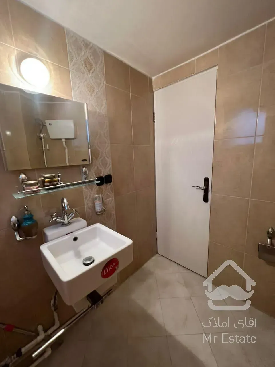 آپارتمان مسکونی 140 متری 3 خواب در سعادت آباد