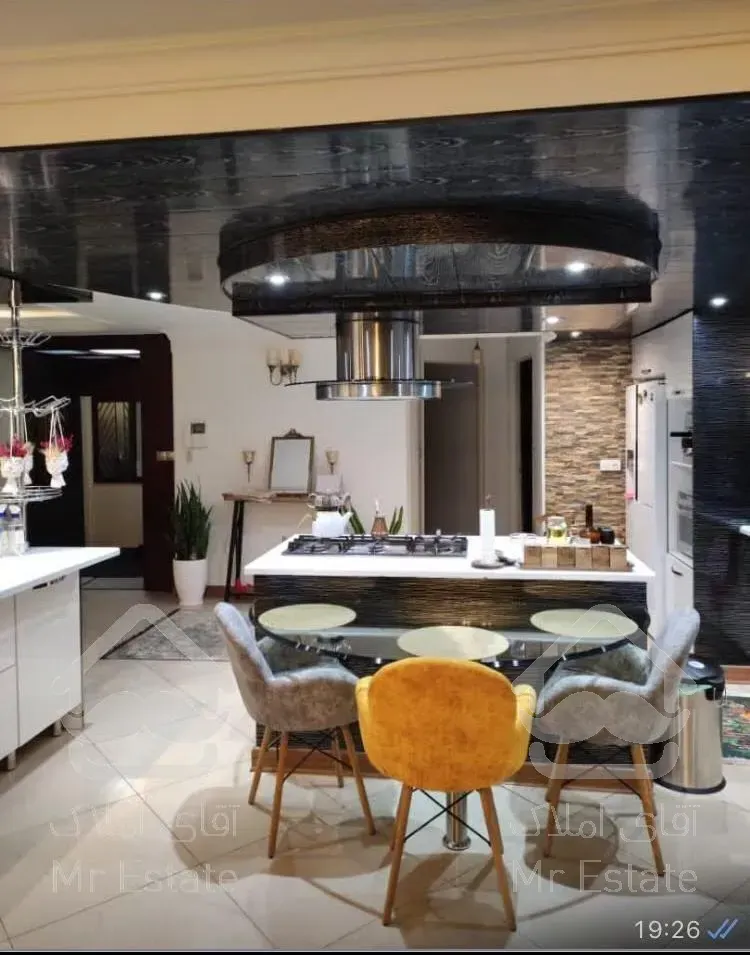 آپارتمان 160 متر / 2 پارکینگ سندی / در سعادت آباد