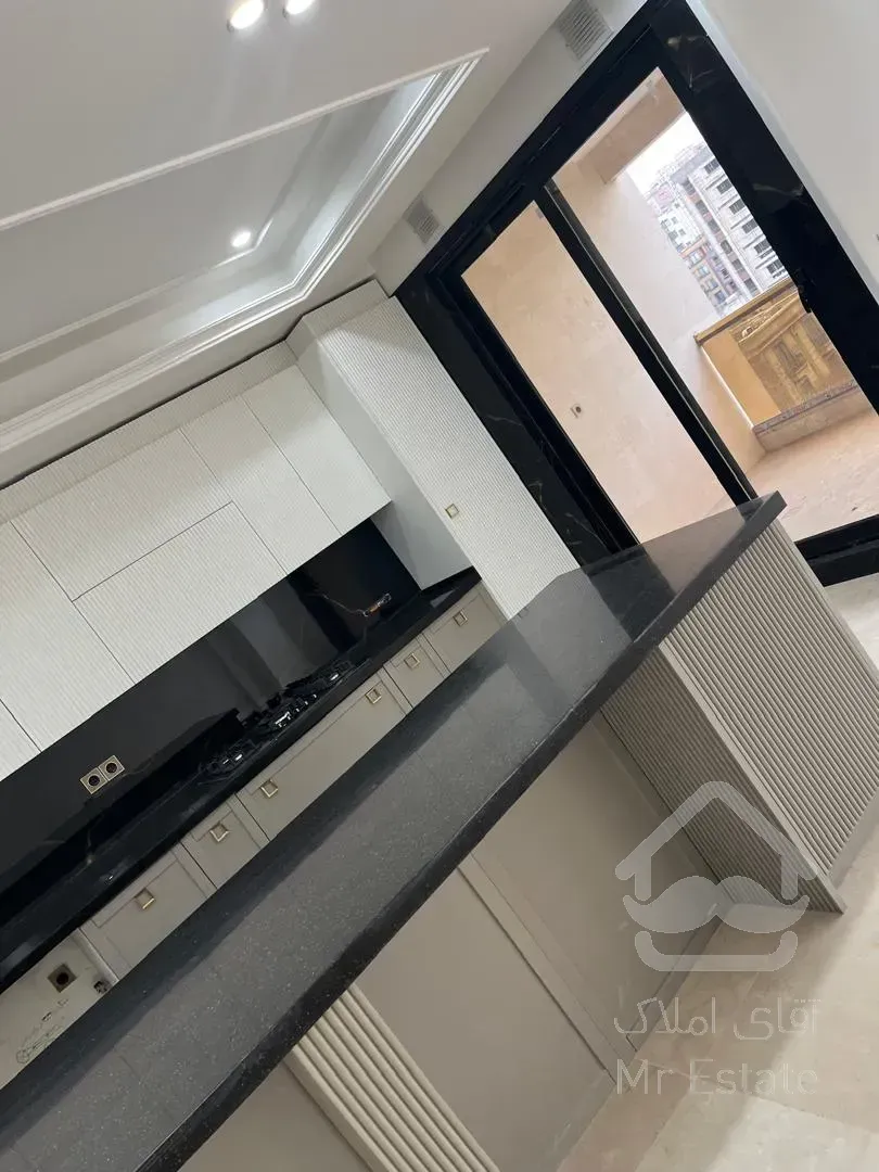 فروش واحد ۲۲۱ متری تاپ لوکیشن  رونیکا پالاس قیطریه