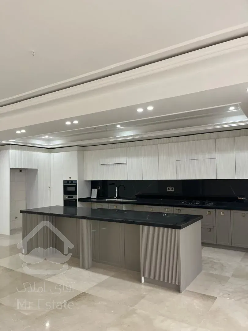 فروش واحد ۲۲۱ متری تاپ لوکیشن  رونیکا پالاس قیطریه