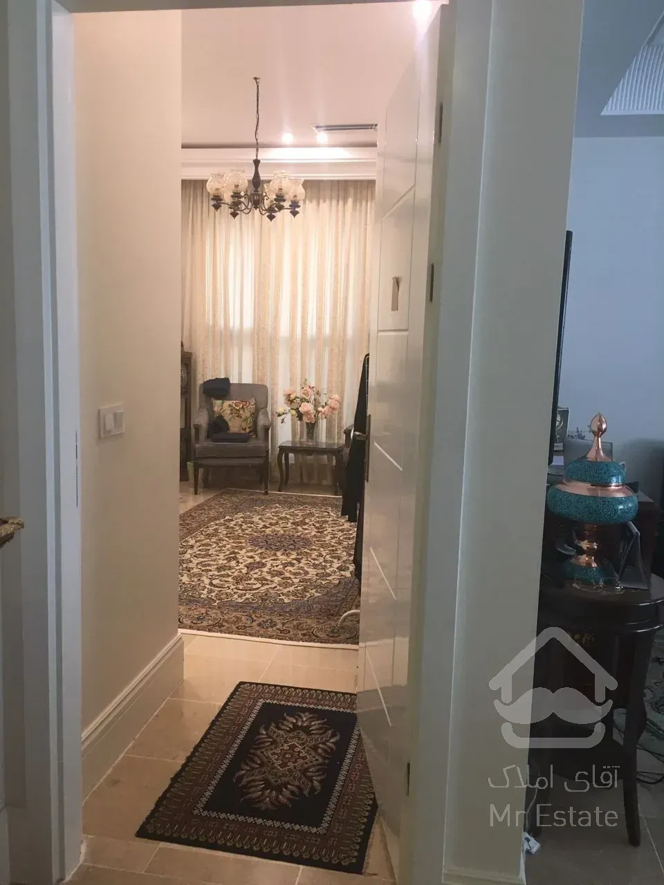 فروش 85 متر پاسداران