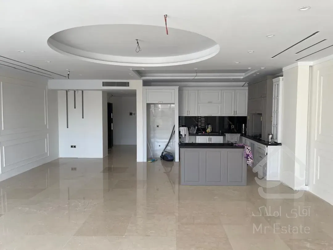 فروش 130 متر در قلهک