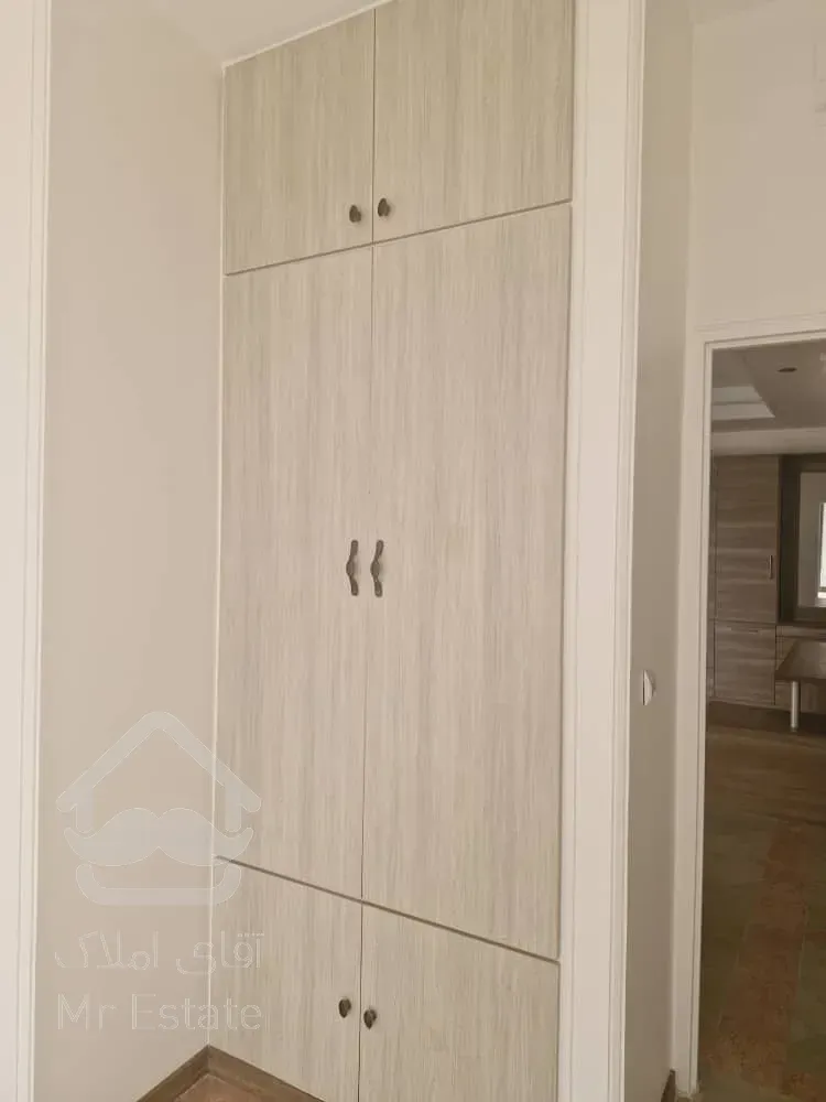 فروش 130 متری پاسداران