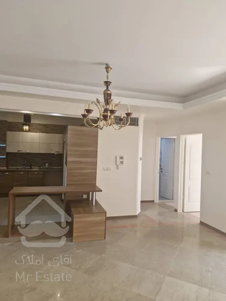 فروش 130 متری پاسداران