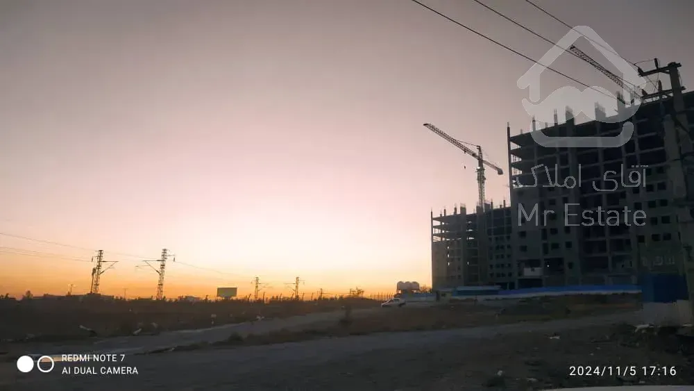 پیش فروش آپارتمان 92 متر در چیتگر مناسب سرمایه گذاری سند تک برگ