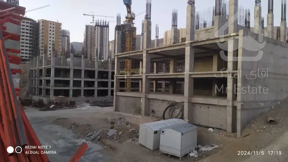 ۱۱۹ متری لوکس سند تک برگ در تاپ لوکیشن