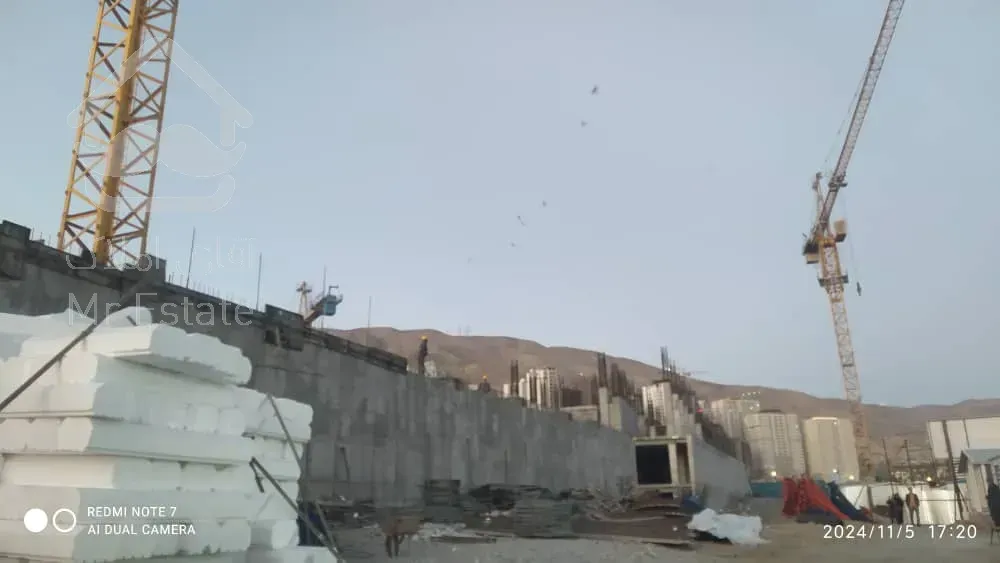 پیش فروش آپارتمان 106 متری درچیتگر متریال لوکس سند تک برگ