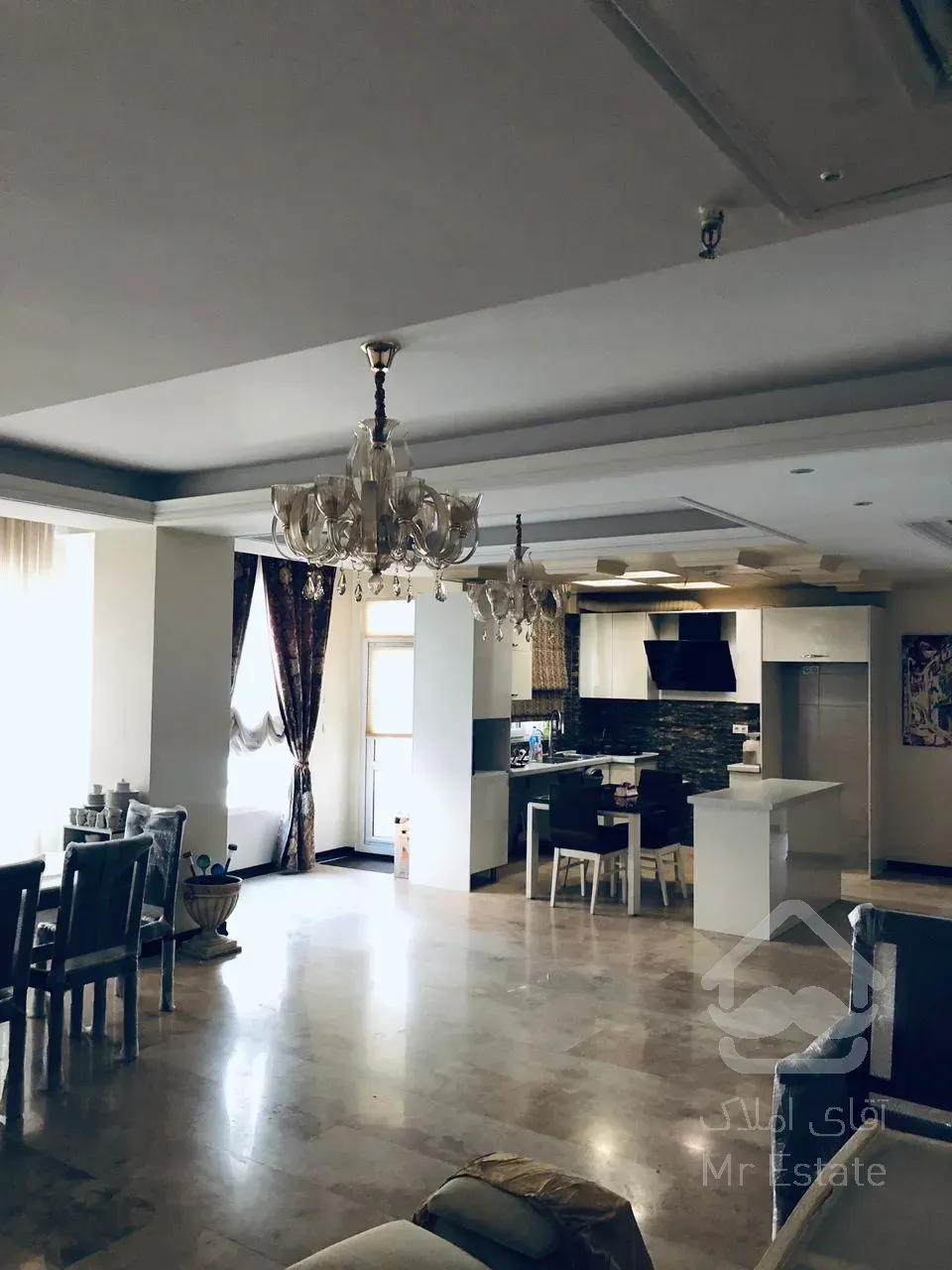 اجاره 195 متر در نیاوران