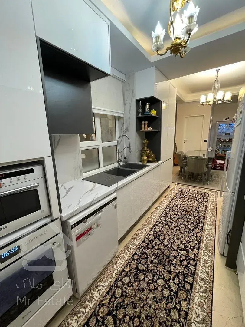 آپارتمان ۷۰ متری دو خواب فردوس غرب