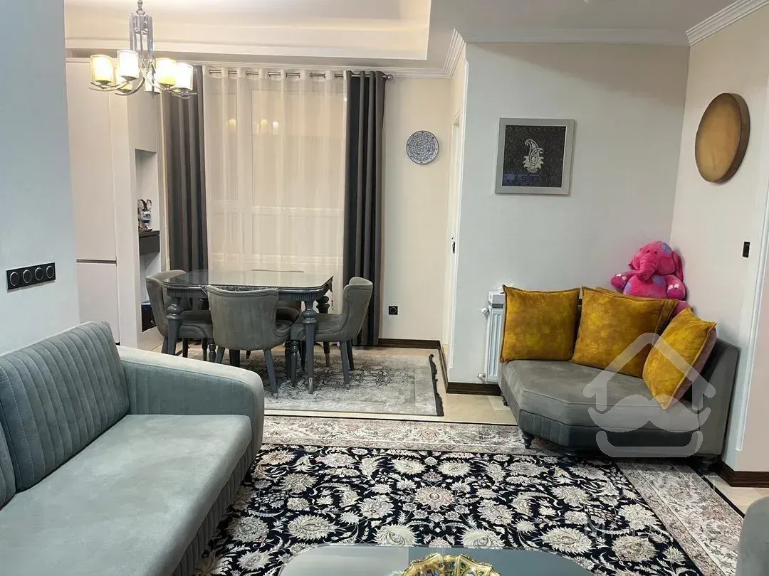 آپارتمان ۷۰ متری دو خواب فردوس غرب