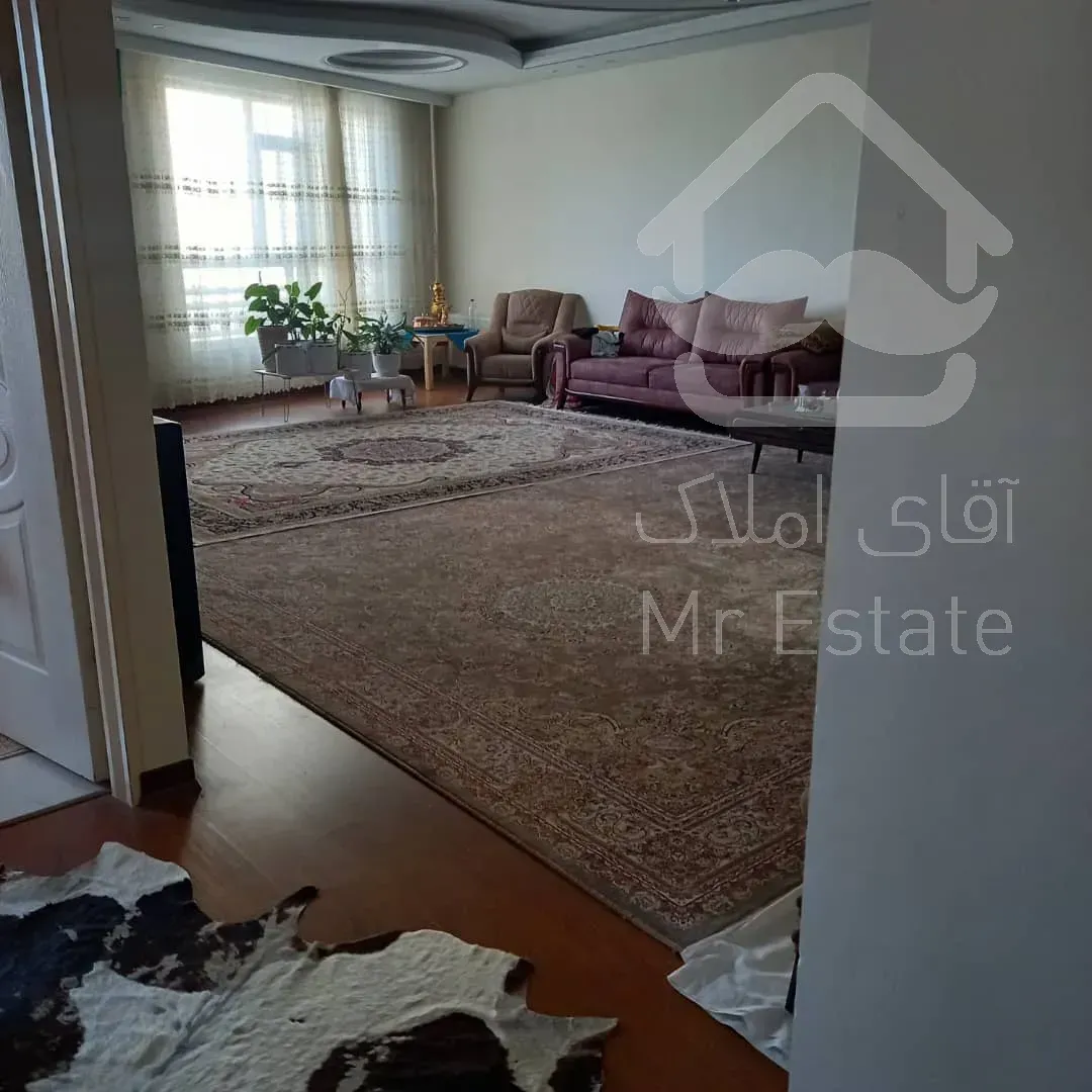 فروش آپارتمان سه خوابه تاپ لوکیشن