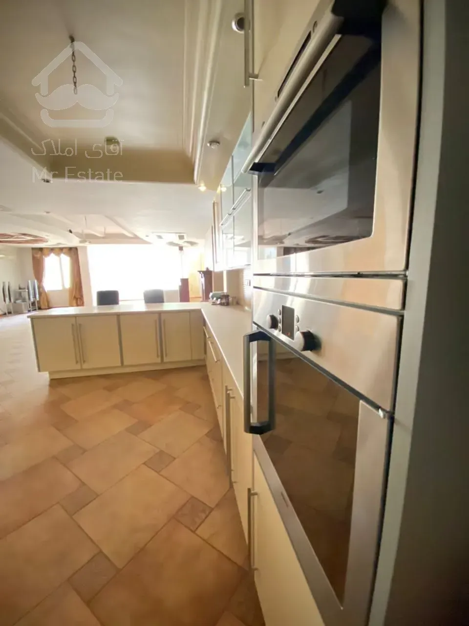 رهن و اجاره  آپارتمان 250 متر در  فرمانیه