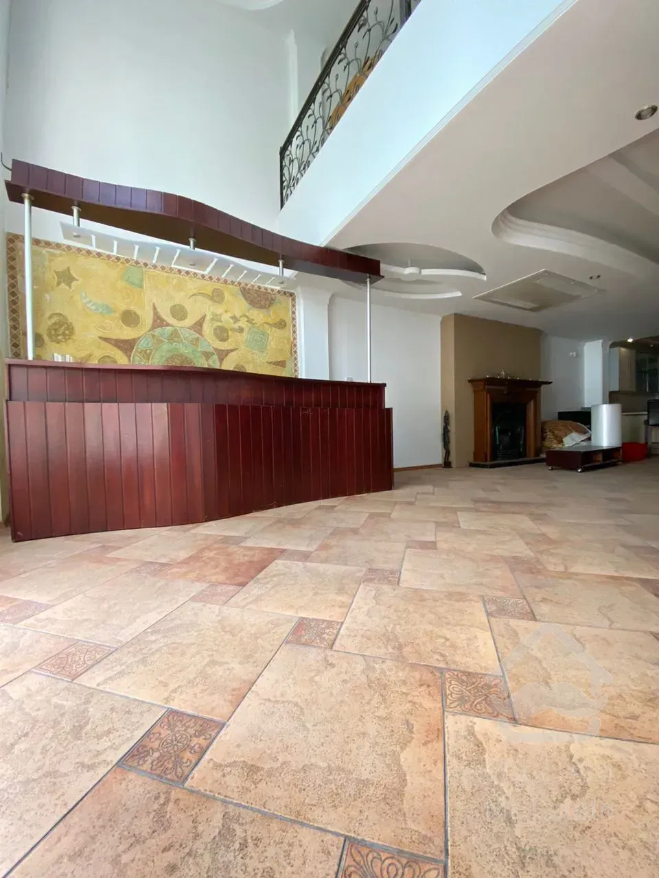 رهن و اجاره  آپارتمان 250 متر در  فرمانیه