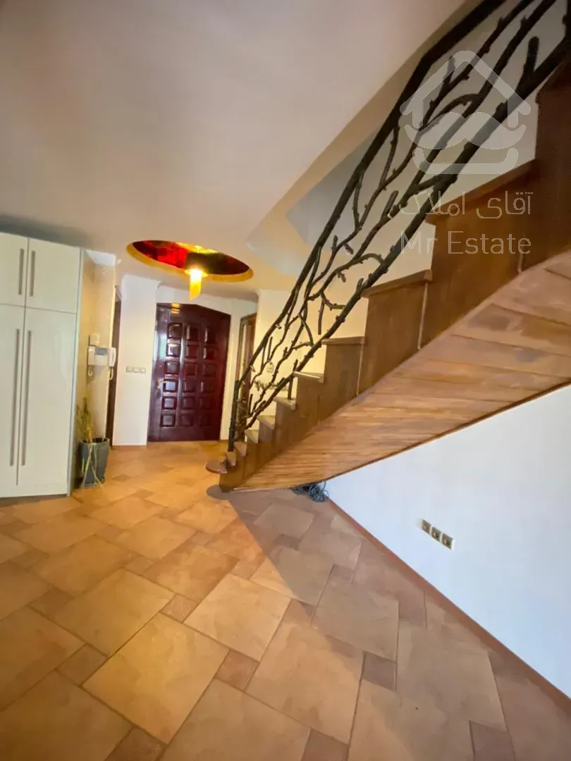 رهن و اجاره  آپارتمان 250 متر در  فرمانیه