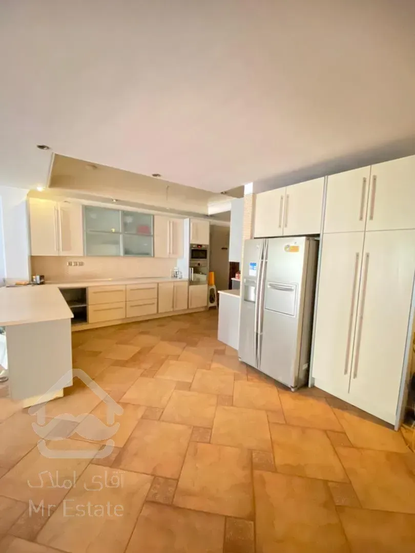 رهن و اجاره آپارتمان 270 متر در فرمانیه