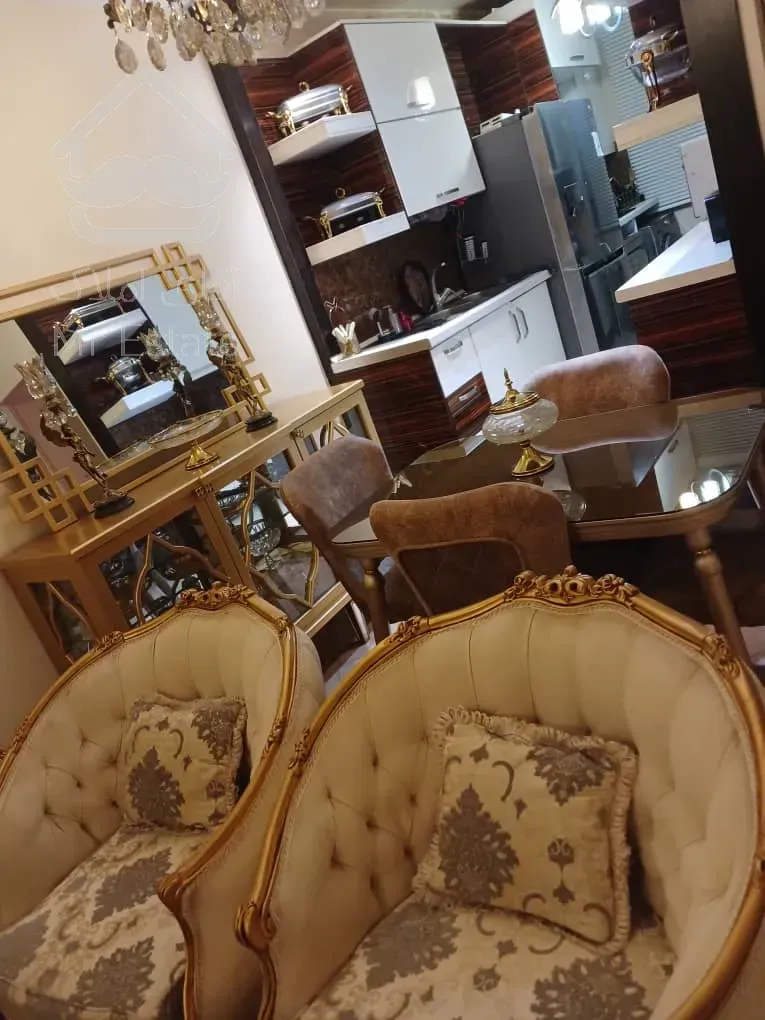 ۵۳ متر خوش نقشه با پارکینگ و انباری