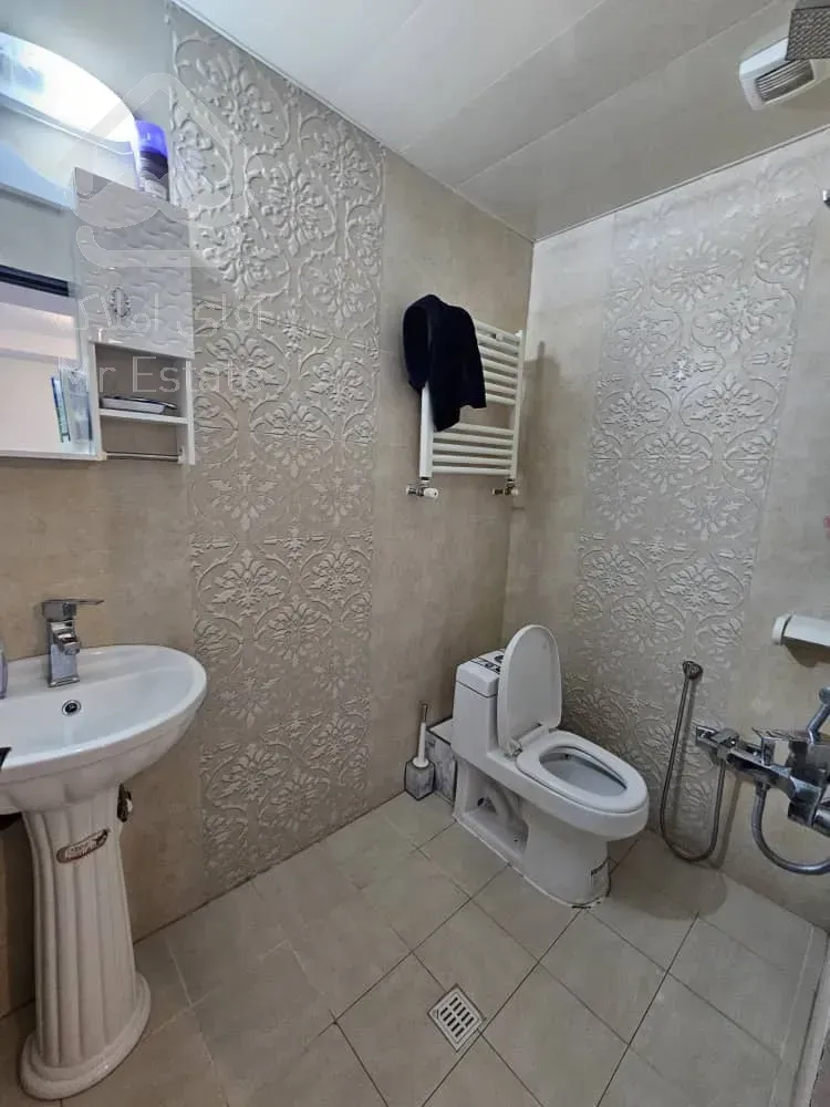 اجاره اپارتمان  ۶۰ متر خوش چیدمان نور گیر از دو جهت