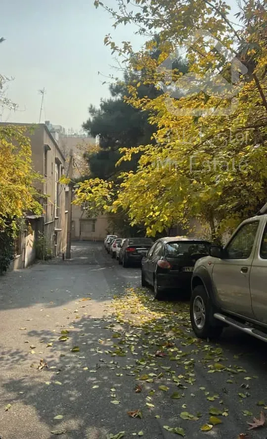 کلنگی با پایانکار  روز و سند تک برگ گذر۱۲ متری