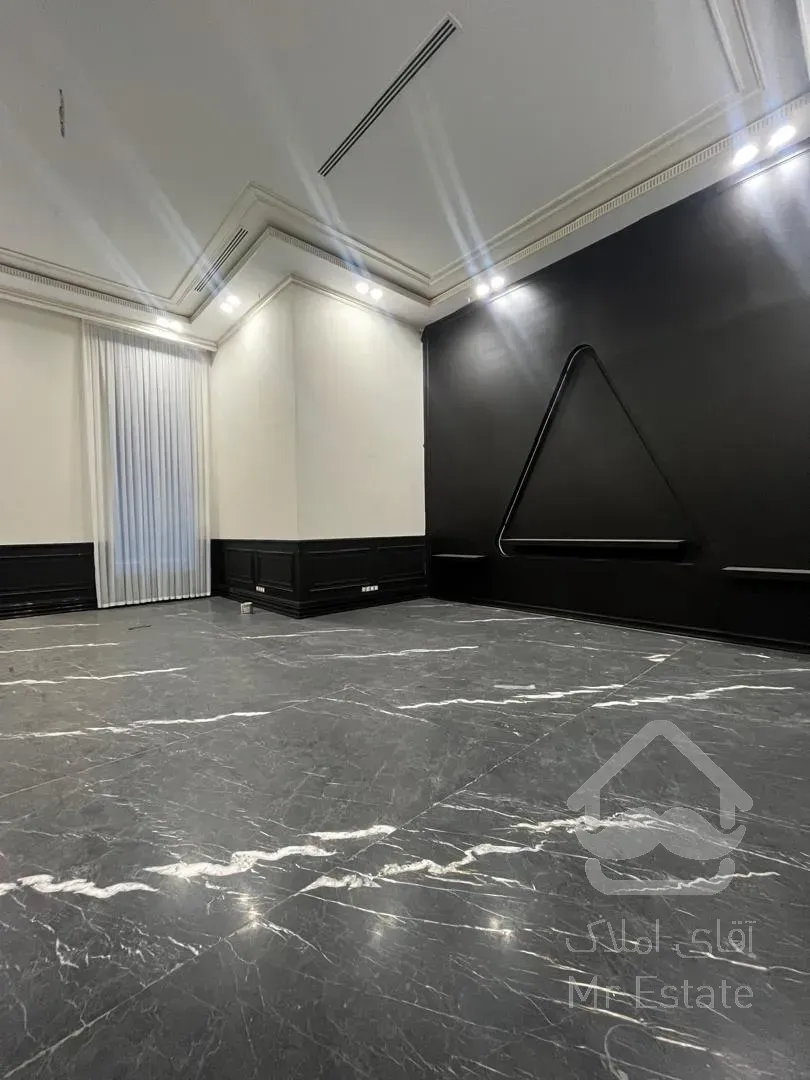 فروش واحد اداری لوکس  171 متری