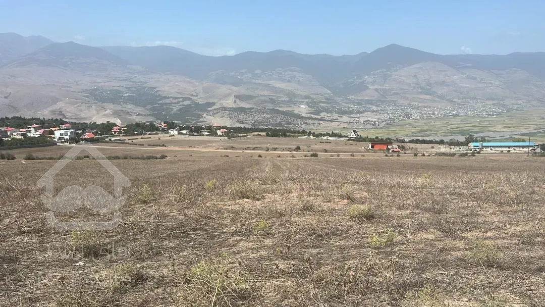 زمین به متراژ۹۰۰۰مترمناسب برای مرغداری،گلخانه و....(رستم آبادگیلان)