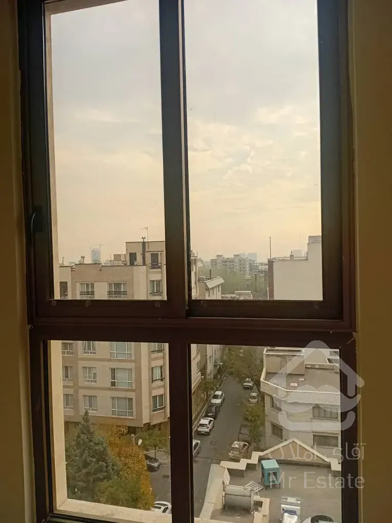 برج لاله ۱۱۶متری/اقدسیه