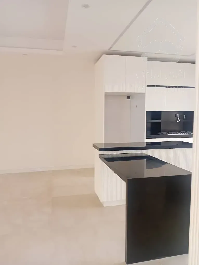 برج لاله ۱۱۶متری/اقدسیه