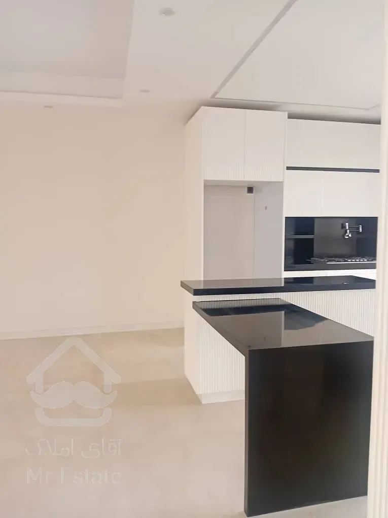 برج لوکس ۱۱۶ متری