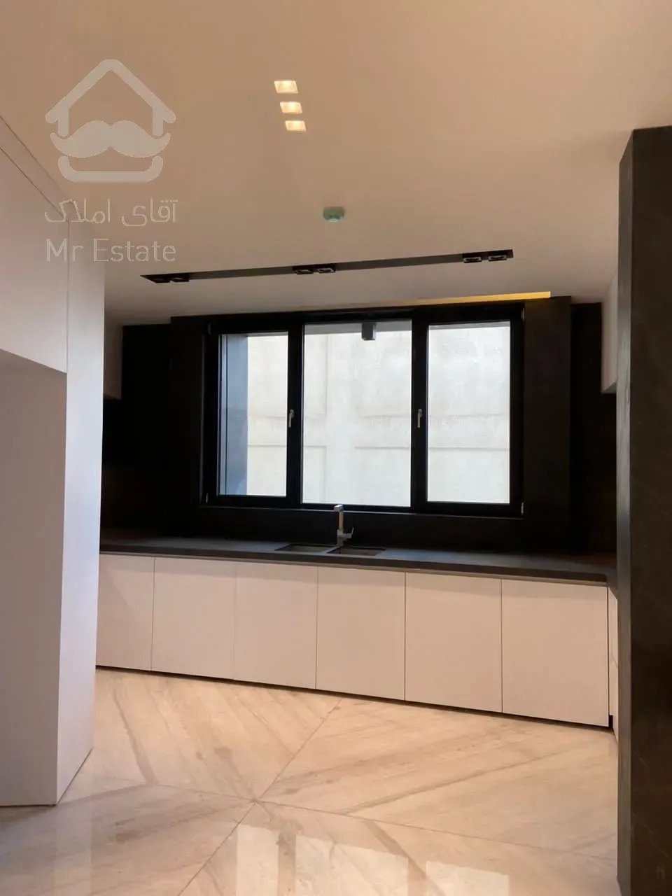 رهن و اجاره آپارتمان 220 متر منطقه 1 تاپ لوکیشن نوساز تکواحدی