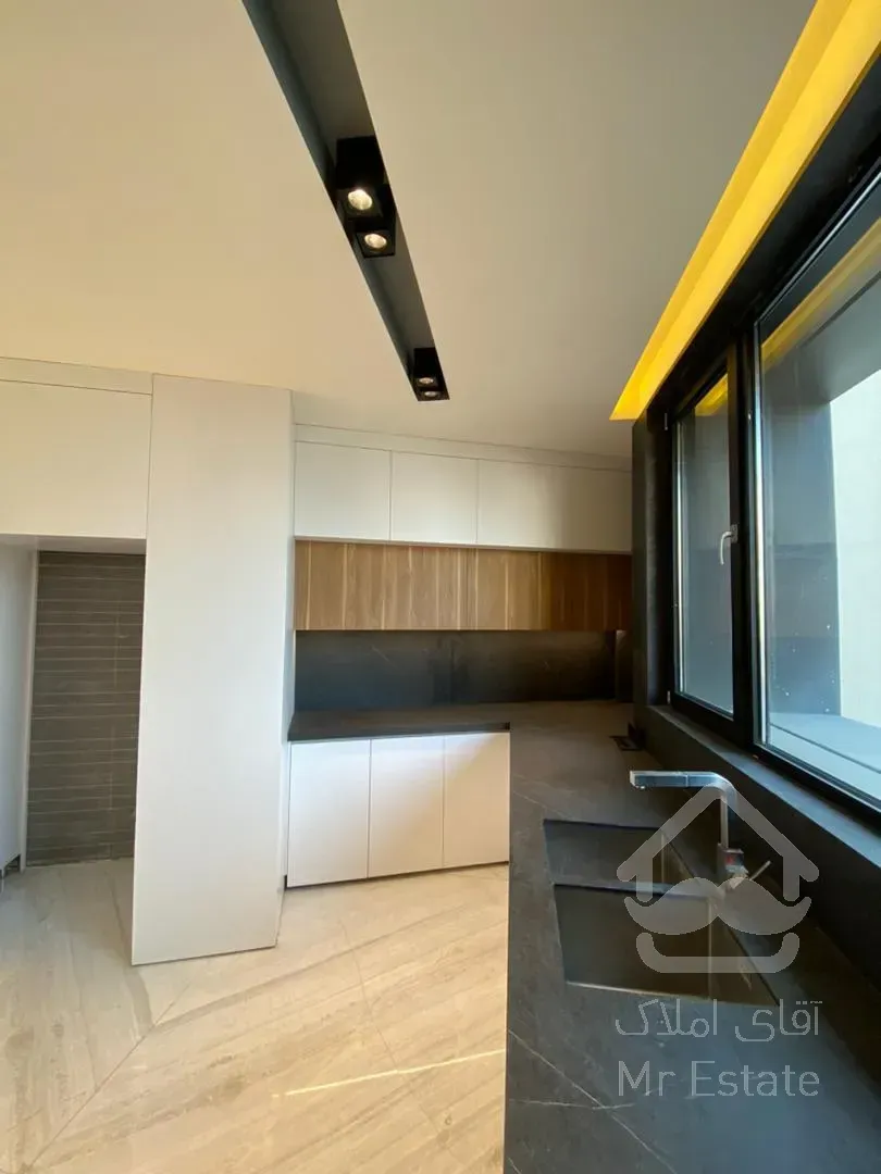 رهن و اجاره آپارتمان 205 متری نوساز تکواحدی منطقه 1