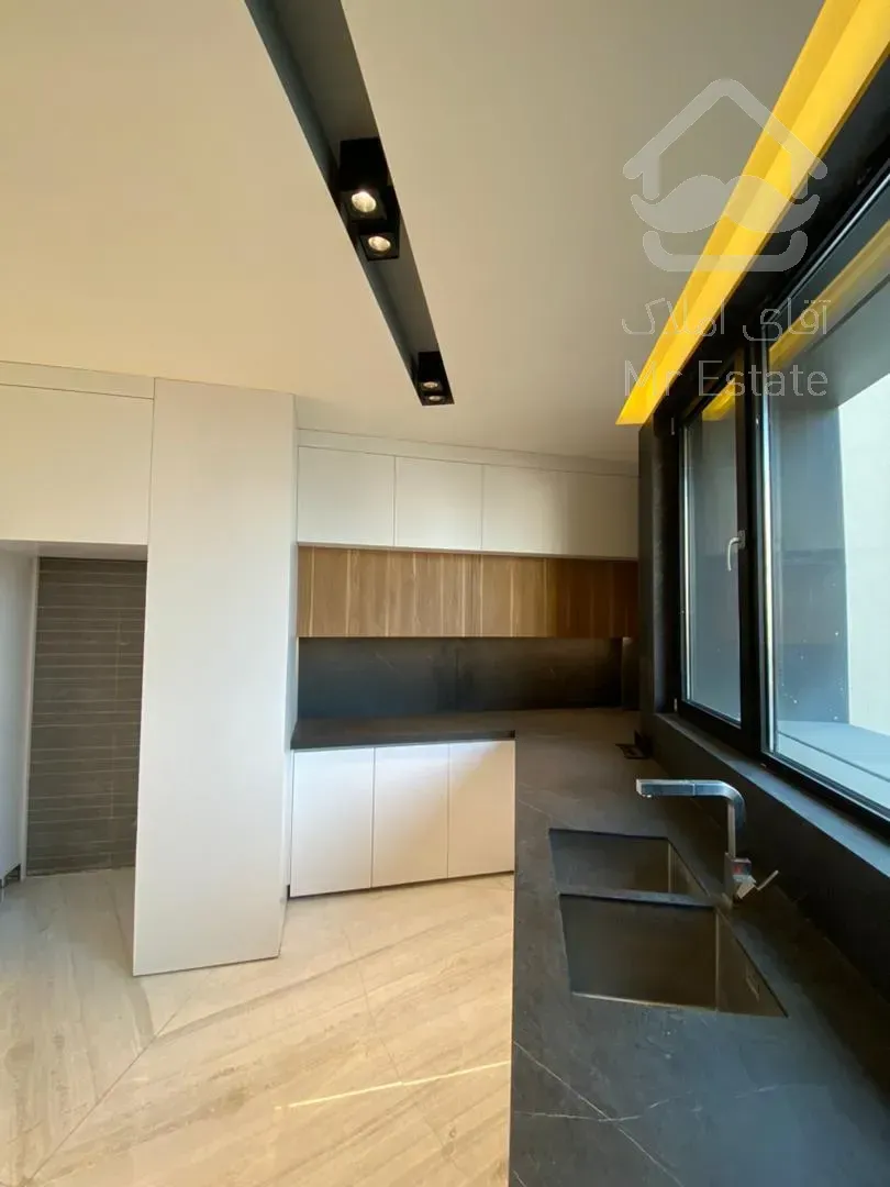 رهن و اجاره  آپارتمان 200 متر فرمانیه 3 خواب منطقه 1