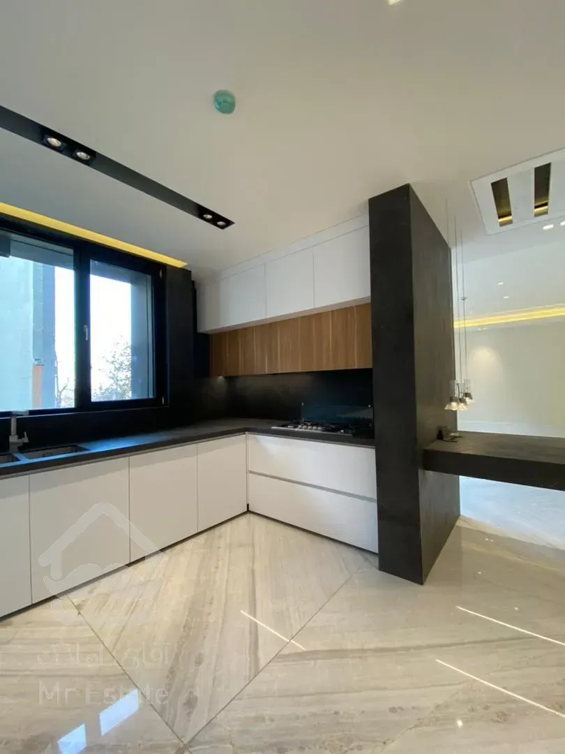 رهن و اجاره  آپارتمان 200 متر فرمانیه 3 خواب منطقه 1