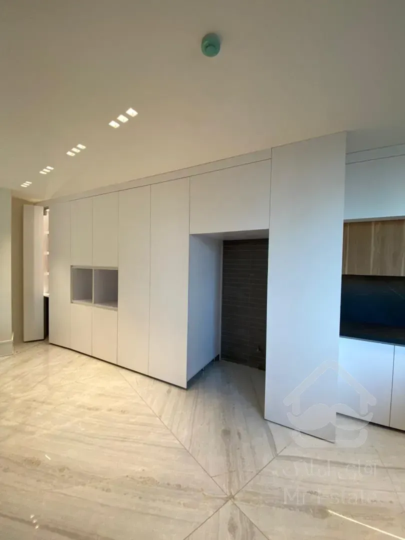 رهن و اجاره آپارتمان 220 متر منطقه 1 تاپ لوکیشن نوساز تکواحدی