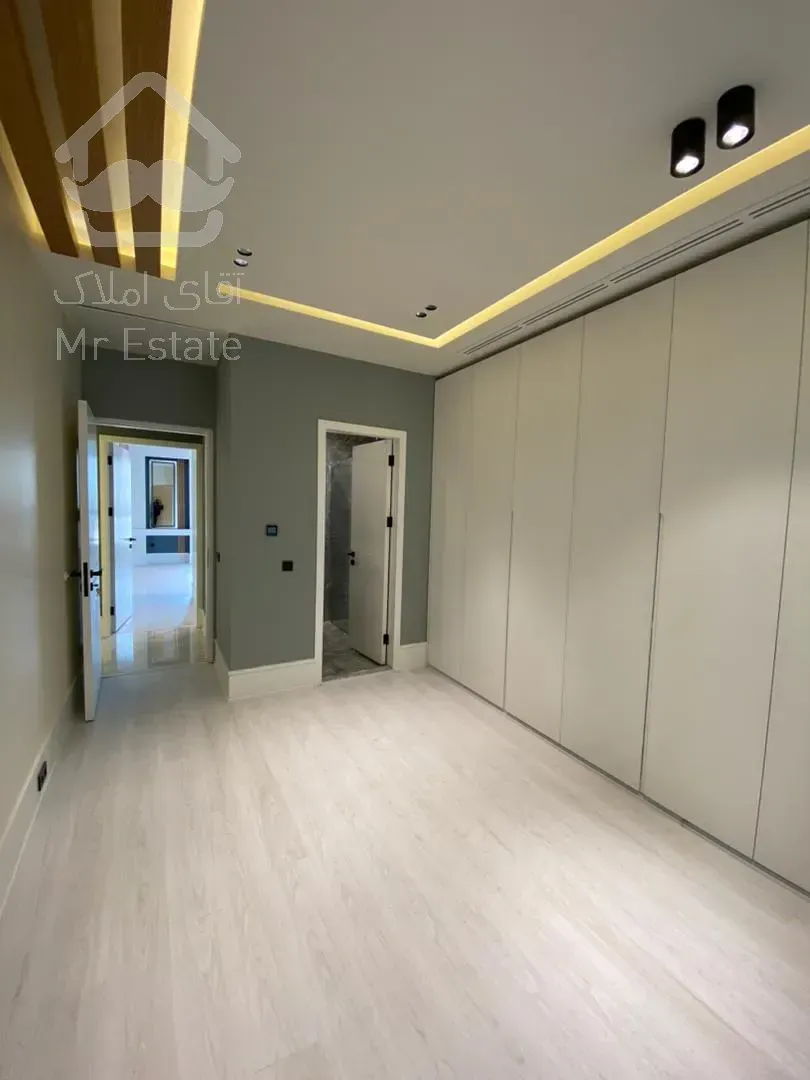 2۱۰متر فرمانیه رهن کامل 2پارکینگ روف گاردن