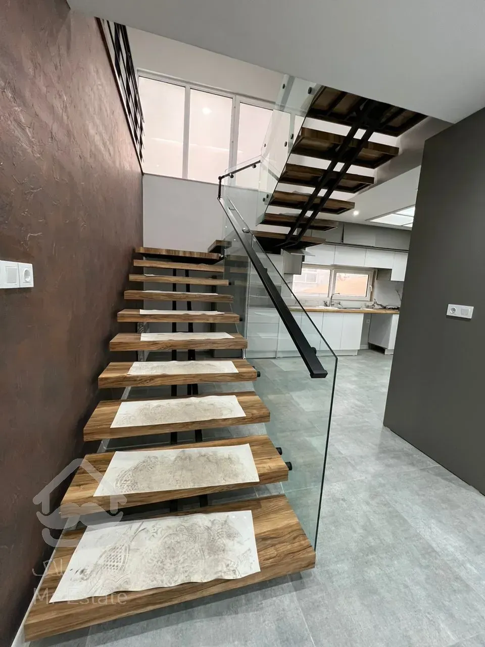 ویلایی ۳۱۲ متری در پاسداران