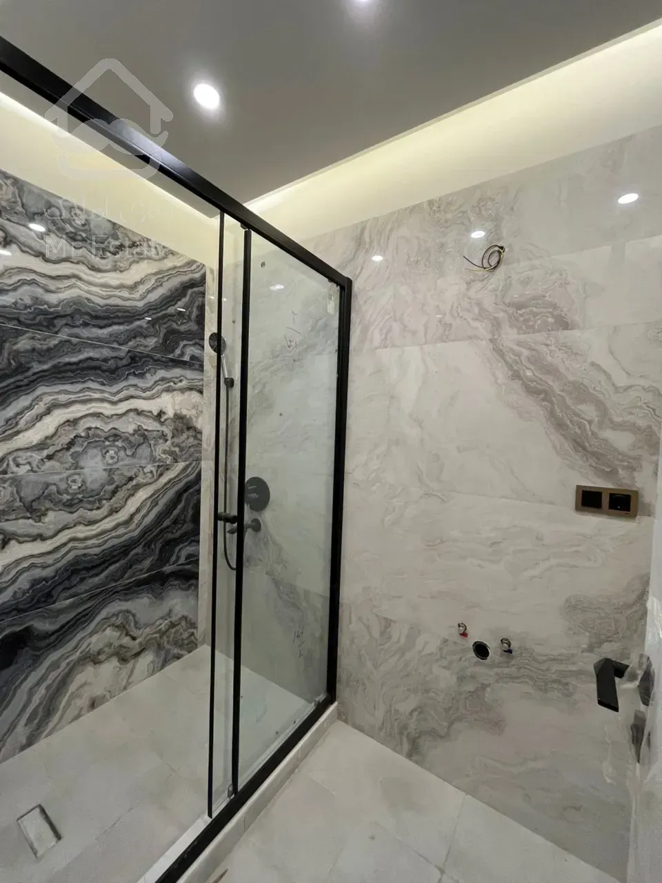 خرید آپارتمان 250 متر 3 خواب 2 پارکینگ در دزاشیب لوکس