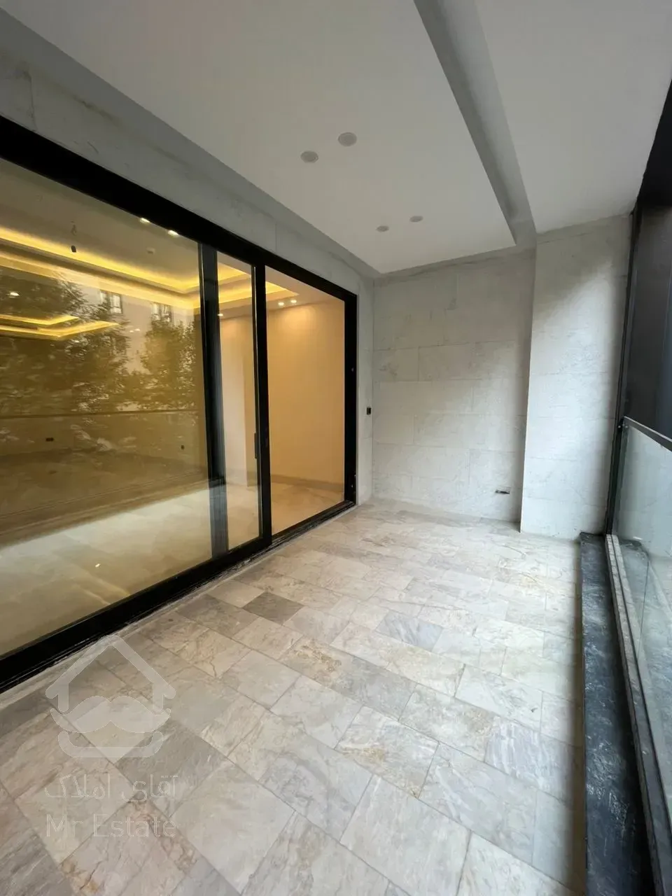 خرید آپارتمان 245 متر دزاشیب نوساز منطقه 1