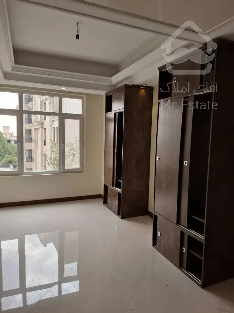 رهن و اجاره آپارتمان  230 متر 2پارکینگ  در نیاوران منطقه 1