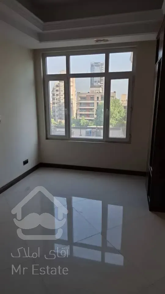 رهن و اجاره آپارتمان  230 متر 2پارکینگ  در نیاوران منطقه 1