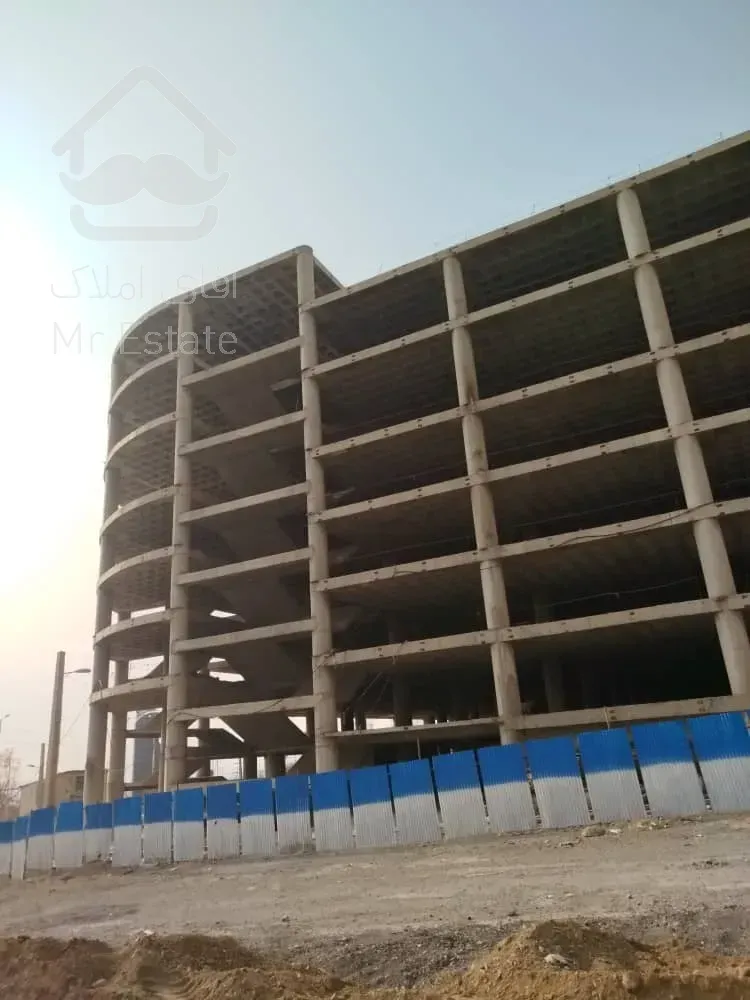 فرصتی استثنایی پیش فروش واحد ۹۲متری  دریاچه خلیج فارس برج مجلل و بی نظیر اکازیون  اقساطی