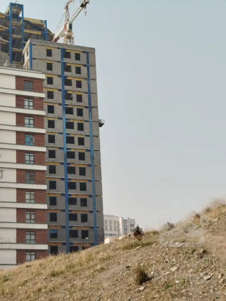 پیش فروش   واحد ۱۰۹ متری برج لاکچری  دریاچه چیتگر