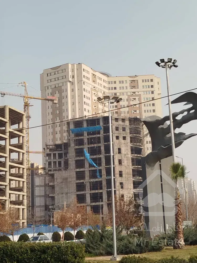 پیش فروش واحد۱۲۴ متری شهرک شهید باقری برج لوکس لاکچری وام دار سندتک برگ