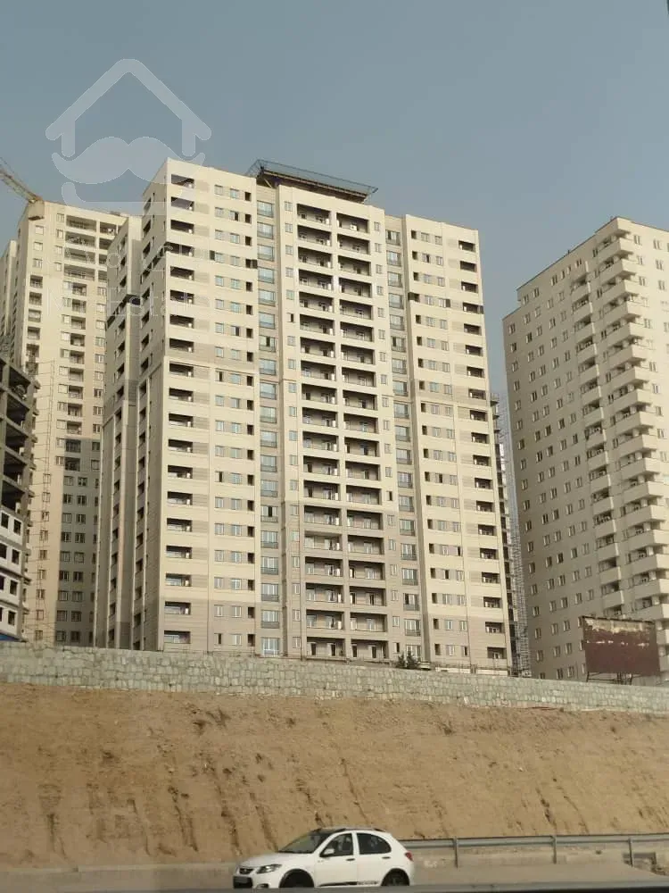 فرصتی استثنایی پیش فروش واحد ۱۲۴متری برج فول لاکچری  رویایی  چیتگر  وام دار  اقساطی