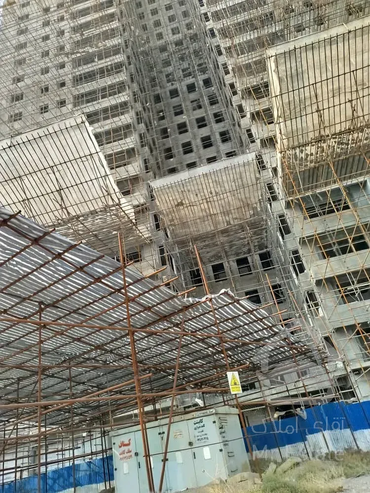 فرصتی استثنایی پیش فروش واحد ۱۲۴متری برج فول لاکچری  رویایی  چیتگر  وام دار  اقساطی