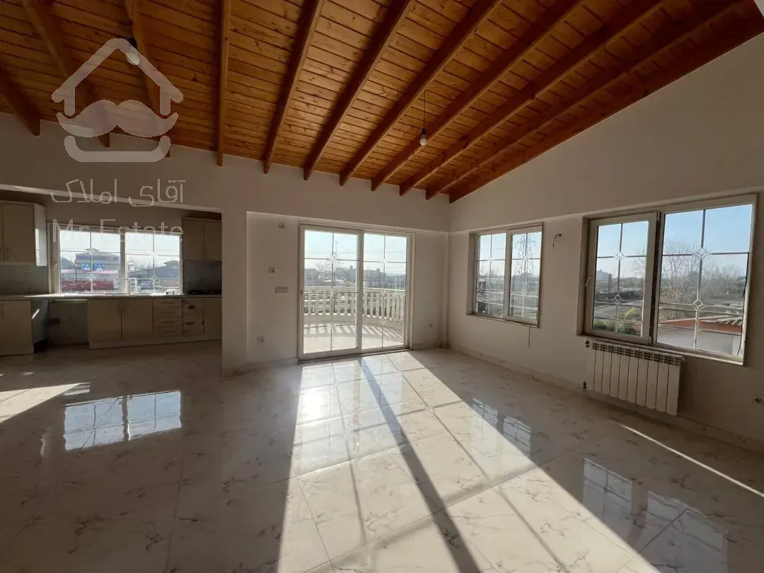 ویلایی ۳۵۰ متری تریپلکس در شهرک دهکده ساحلی