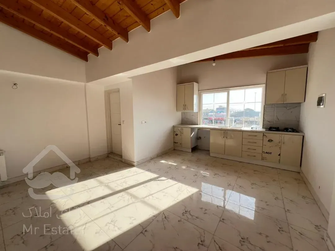 ویلایی ۳۵۰ متری تریپلکس در شهرک دهکده ساحلی