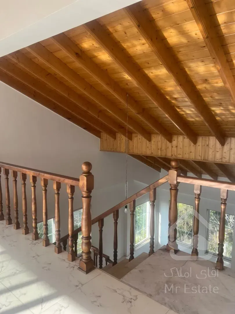 ویلایی ۳۵۰ متری تریپلکس در شهرک دهکده ساحلی